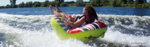 boating-anura-1p-1443101924.jpg