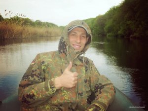 KMVzPuf38g8.jpg