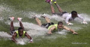 football_v_vode.jpg