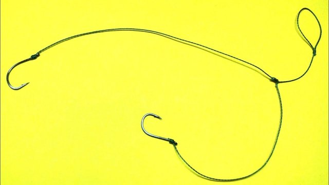 Как привязать два поводка на вертлюжке, чтобы не слипались | Best fishing knots for fishing line