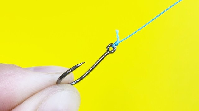 Секретный узел для рыбалки который НИКОГДА не подведет. Как привязать крючок за 10 секунд. 4k