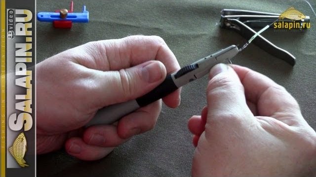 Приспособление для привязывания крючков и петлевязка