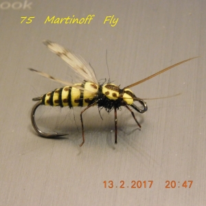 10992